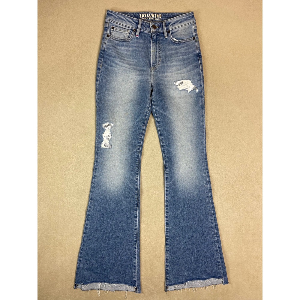 Idyllwind Women's Size 6‎ Blue Distressed Flare Jeans Fueled by Miranda Lambert